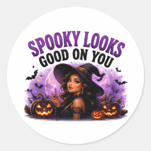 Sticker Rond 🕸️ Spooky vous va bien Citation Halloween 👻