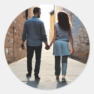 Sticker Rond Tenir les mains Tomber dans l'amour