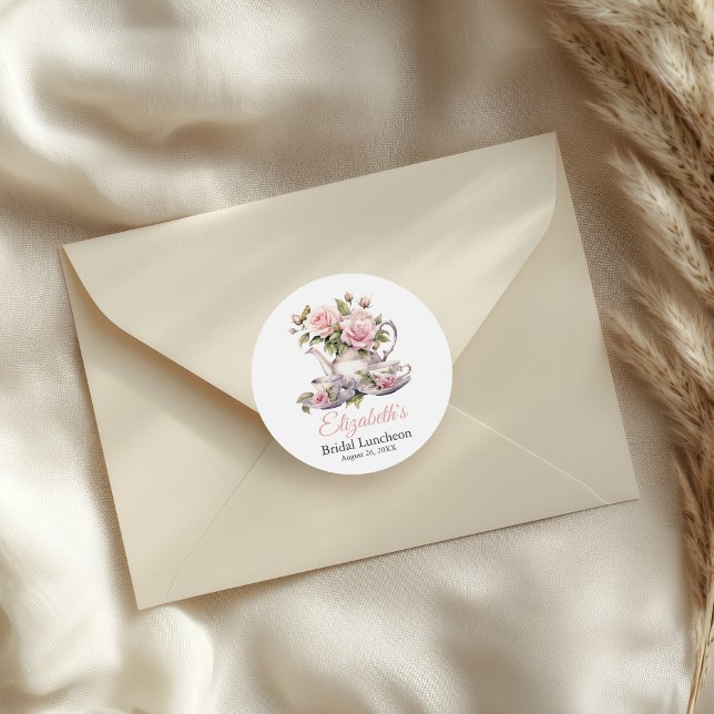 Sticker Rond Thé de Jeûner Mariage Roses Rose Fardé Petit Déjeu (Blush Pink Roses Bridal Luncheon Tea Brunch Classic Round Sticker on a small envelope.)