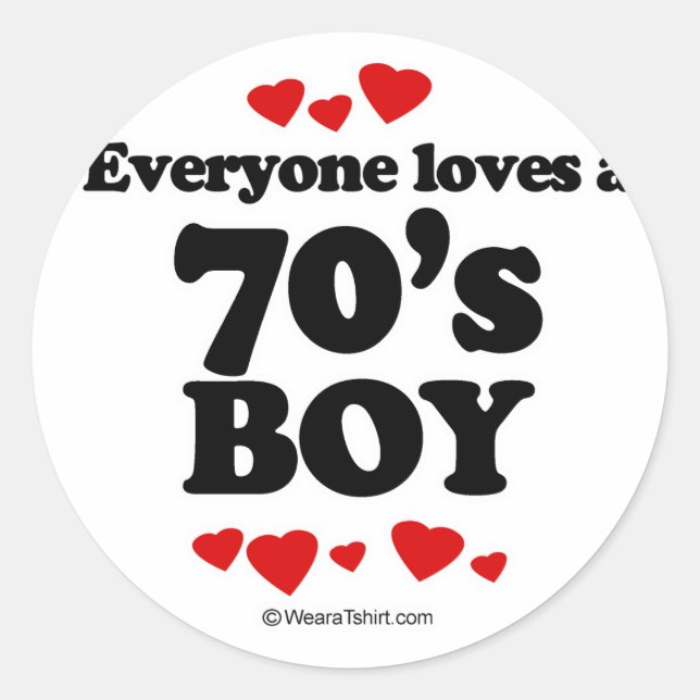 Sticker Rond Tout le monde aime un garçon des années 70 (Devant)