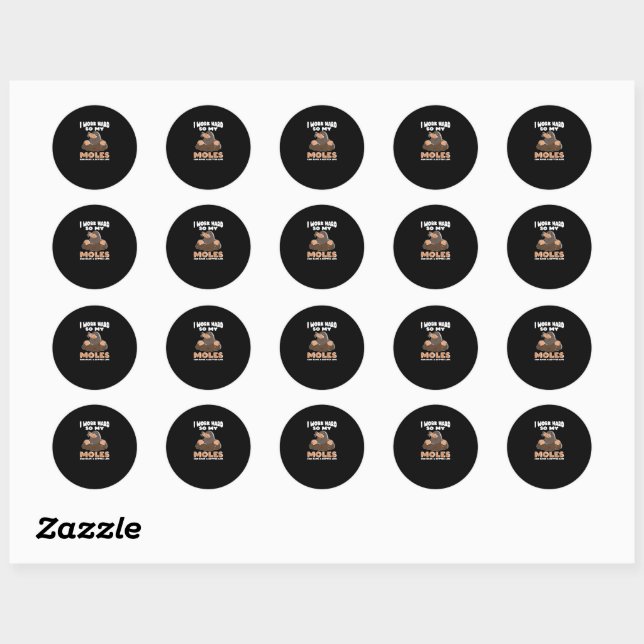 Sticker Rond Travailler dur pour Moles Mole dans le jardin (Feuille)