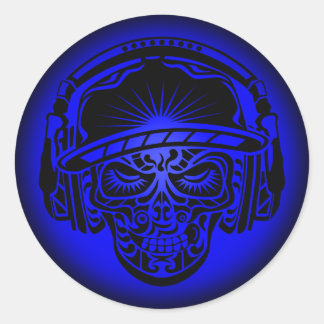 STICKER ROND TRIBAL SKULL BLEU