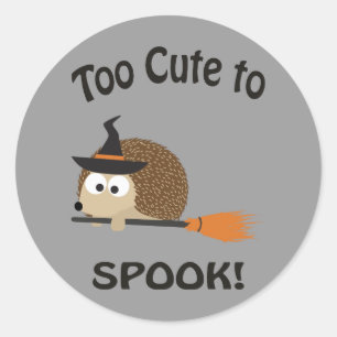 Sticker Rond Trop Mignonne Pour Parler ! Hedgehog Witch