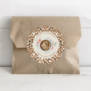 Sticker Rond Un Bébé Brûle Du Café Baby shower Floral