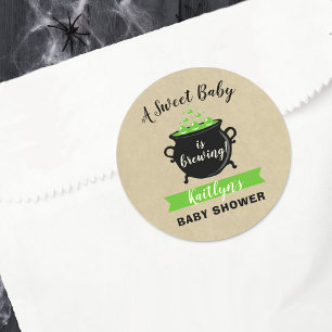 Sticker Rond Un Bébé Doux Brasse Le Baby shower D'Halloween
