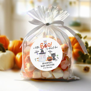 Sticker Rond Un petit Casquette de sorcière Baby shower Boo Hal