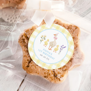 Sticker Rond Une oie sotte Jaune En vichy 1er anniversaire