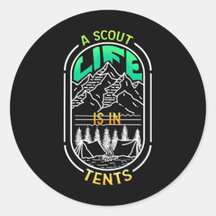 Sticker Rond Une vie de scout est dans les tentes - Camping Ran