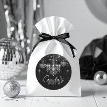 Vieux Hollywood B & W Chandelier Sweet 16 ID1108