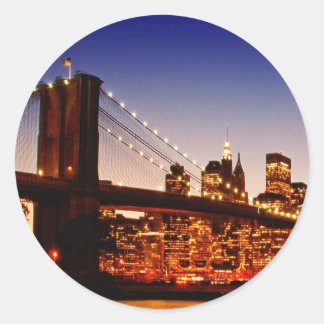 Sticker Rond Ville de New York avec pont sur le fleuve