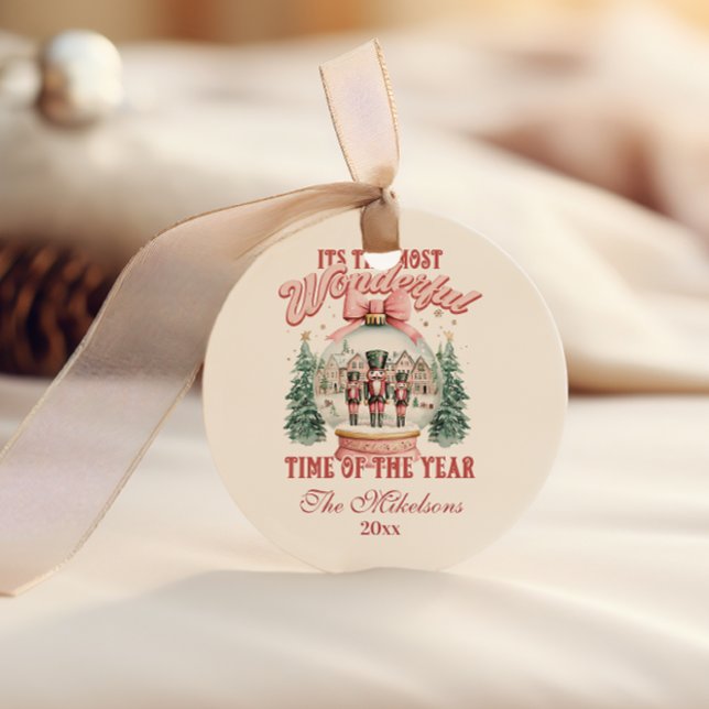 Sticker Rond Vintage Pink Nutcracker Wonderland (Créateur téléchargé)