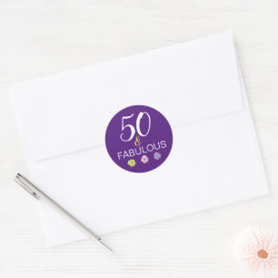 Sticker Rond Violet 50 et Daisy amusante et fabuleuse