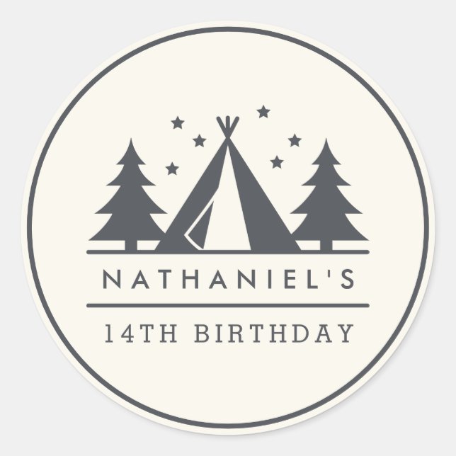 Sticker Rond Wigwam dans les Bois Anniversaire Camp Party (Devant)
