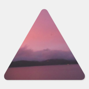 Sticker Triangulaire Coucher de soleil violet sur le lac Arrowhead