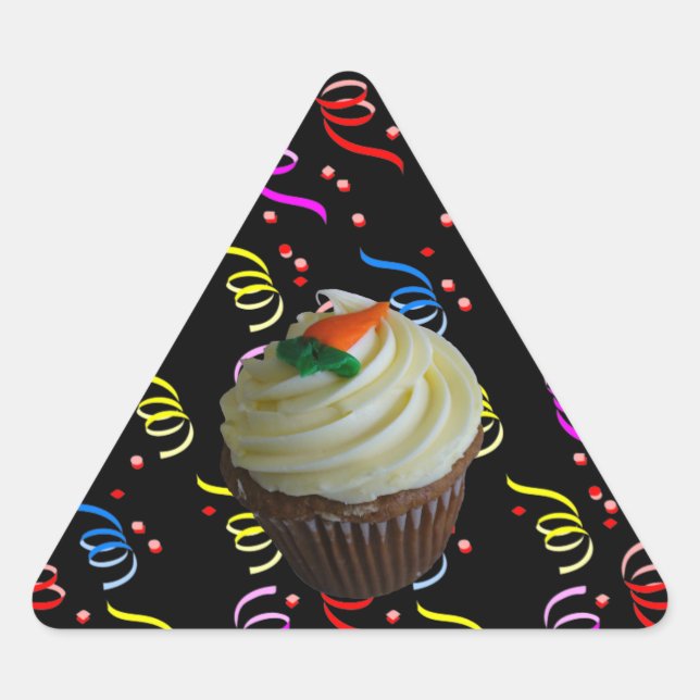 Sticker Triangulaire Cupcake de carottes avec Confetti (Devant)