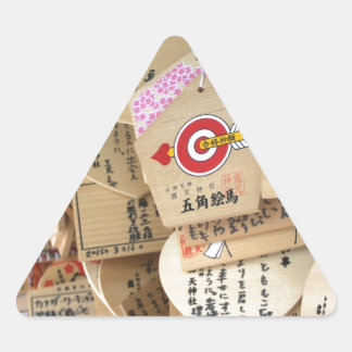 Sticker Triangulaire Les dédicaces en bois du sanctuaire japonais