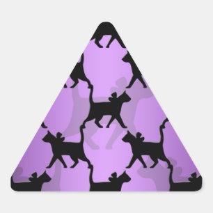 Sticker Triangulaire Motif de chats noirs sur fond violet