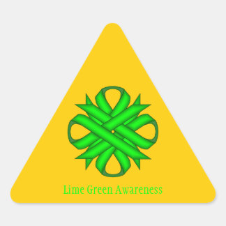 Sticker Triangulaire Ruban de trèfle vert de chaux par Kenneth Yoncich