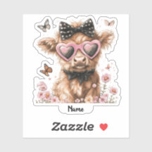 Vache Highland mignonne avec papillons et lunettes