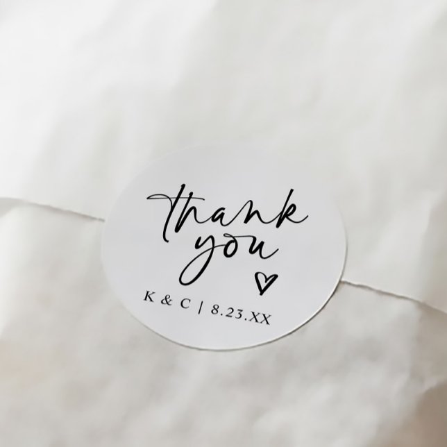 Stickers Merci pour le mariage Faveurs du coeur mo (Modern minimalist handwriting wedding thank you favor tags with heart in black and white)