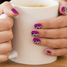 Pistes d'art violet à ongles multiples