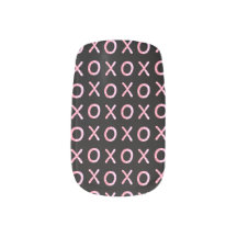 Valentine ongles noir et rose