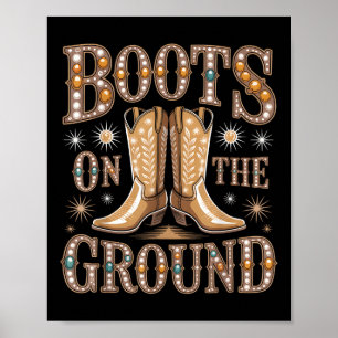 Stiefel auf dem schwarzen Western am Boden, wo die Poster