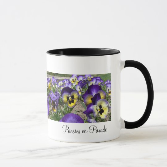 Stiefmütterchen auf Parade Tasse
