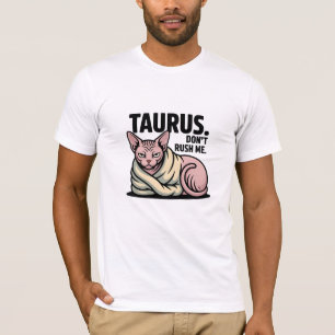 Stier Sphynx-Katze Zodiac-Haltung Illustration T-Shirt