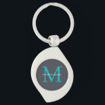 Stilelemente und personalisierte mit Monogramm Schlüsselanhänger<br><div class="desc">Fügen Sie Ihren Schlüsseln eine Touch von Elegant Gray and Bluish Monogram Initial Schlüsselanhänger hinzu. Dieser Schlüsselanhänger mit einem schlichten grauen Hintergrund, einem auffallenden bläulichen Monogramm-Initial und einem elegant über dem Monogramm dargestellten Namen ist ideal, um Ihren Alltagsessentiellen einen personalisierten Flair hinzuzufügen. Ideal für den persönlichen Gebrauch oder als nachdenkliches...</div>