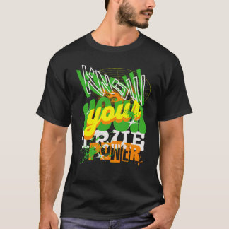 Stilisierte florale Illustration – Elegante Natur T-Shirt