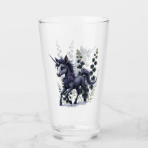 Stilisiertes Einhorn in floraler Pracht.