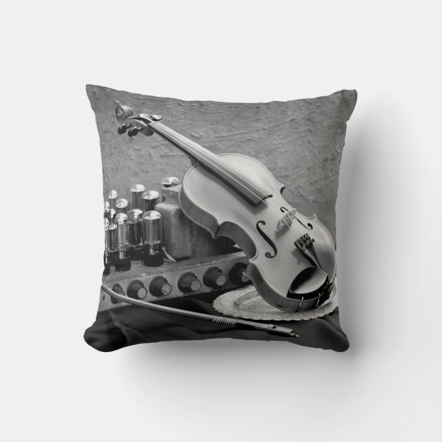 Still life fine art photography on musician techno kissen (Vorderseite)