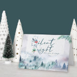 Stille Nacht Wasserfarbengefälle Pinienwald Feiertagskarte<br><div class="desc">Aquareller Urlaubskarte mit üppigen Wäldern und Kiefernspießen. Silent Night wird mit handgeschriebenen Schriften und illustrierter Typografie geschrieben. Die Vorlage ist für Sie Set,  um die Weihnachtsgrüße anzupassen und fügen Sie Ihr Zeichen und Namen(s). Verlass alle Bereiche,  die du bei der Ankunft gerne handschreiben würdest.</div>