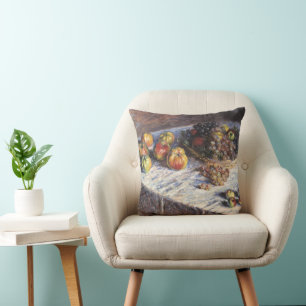 Stilleben mit Äpfeln und Trauben von Claude Monet Kissen