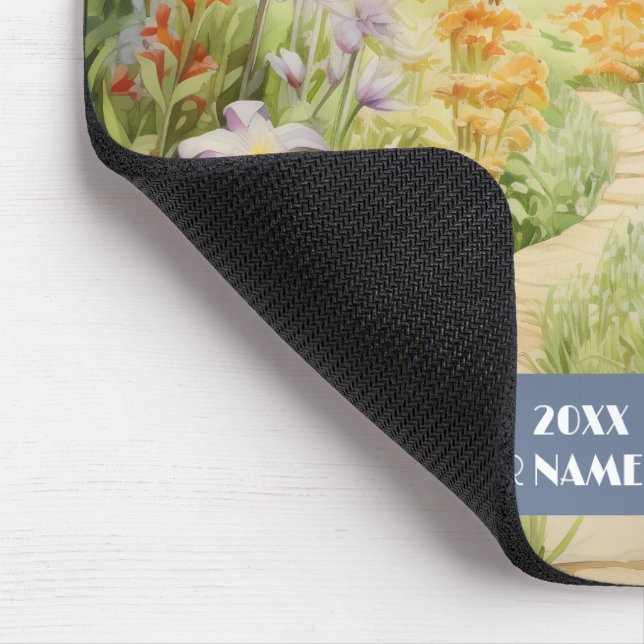 Stiller Pfad durch den Wald Mousepad (Ecke)