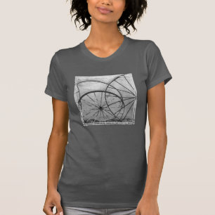 Stillleben eines Wagenrads T-Shirt