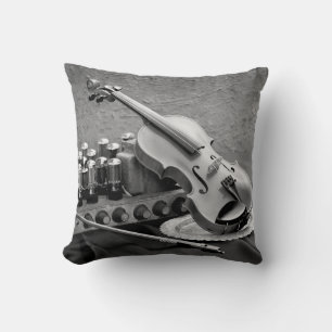 Stillleben-Fine-Art-Fotografie auf Musiker Techno Kissen