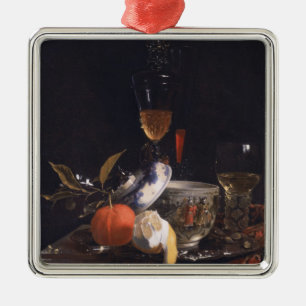 Stillleben mit chinesischem Zuckerglas Silbernes Ornament