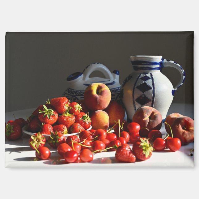 Stillleben mit Erdbeeren, Pfirsichen und Kirschen Magnet (Vorderseite)