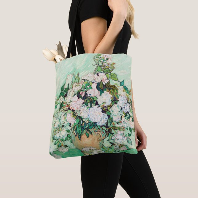 Stillleben Rose in einer Vase von Vincent van Gogh Tasche (Von Nahem)