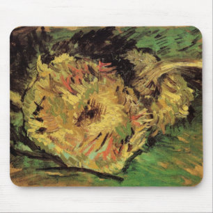 Stillleben Zwei geschnittene Sonnenblumen von Vinc Mousepad