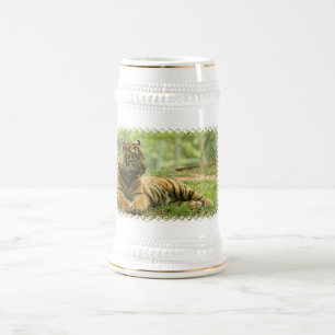 Stillstehendes Tiger-Bier Stein Bierglas