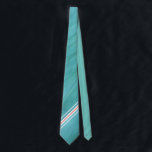 Stilvoll Aquamarin Krawatte<br><div class="desc">Diese Krawatte ist in aquamarinen und türkisfarbenen Tönen gehalten, mit schmalen Streifen aus Weiß und Korallen.</div>