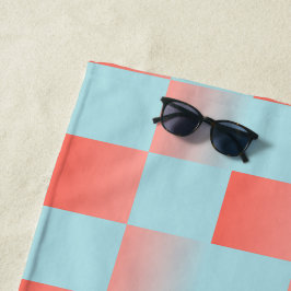 Stilvoll gestuftes Pulver blaue Korallen rosa Strandtuch