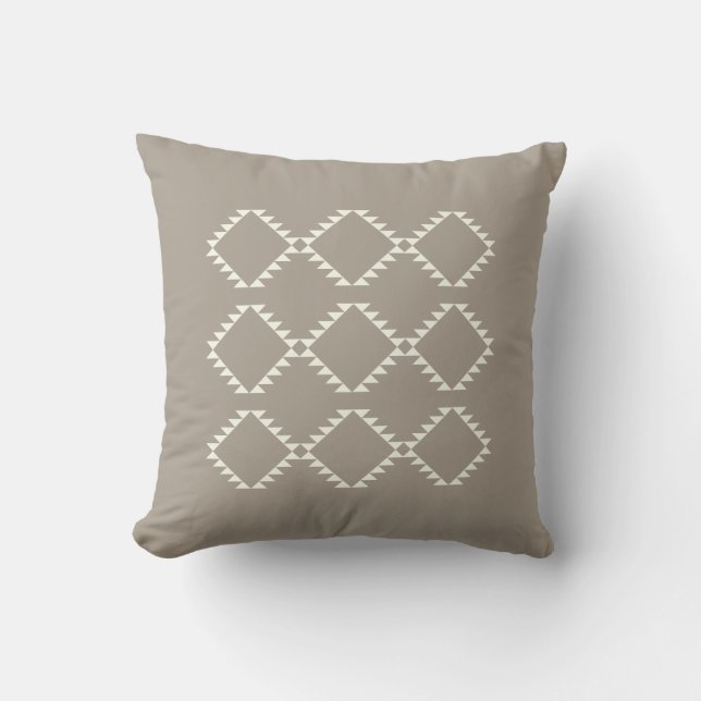 Stilvoll Modernes Bauernhaus Geometric Rustic Taup Kissen (Vorderseite)