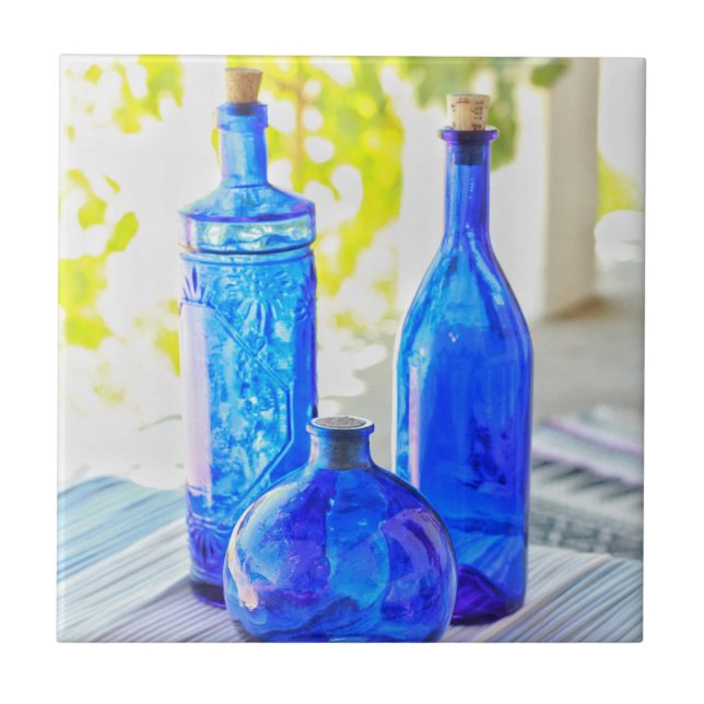 Stilvoll Schönes 3 blaues Glas Sonnige Flaschen Fliese (Vorderseite)