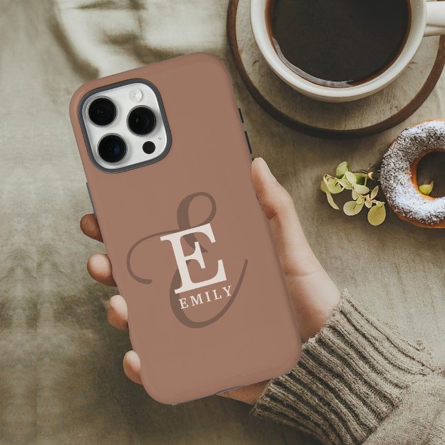 Stilvoll Unique Monogram Mocha Brown iPhone 16 Pro Max Hülle (Von Creator hochgeladen)