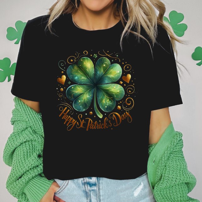 Stilvoll Vierblättriges Kleeblatt St Patrick's Day T-Shirt (Stylish Four Leaf Clover St Patrick's Day T-Shirt)