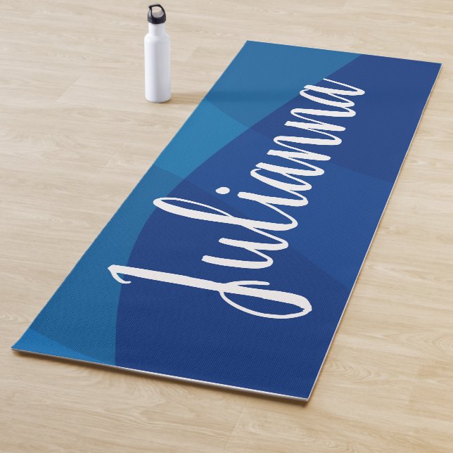 Stilvolle Abstrakte Formen in Blue Personalisiert  Yogamatte (Beispiel)